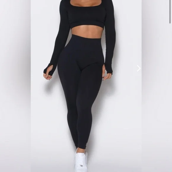 EUC Black Bombshell Figure Scrunch Leggings Size XS Made in USA - Picture 3 of 11